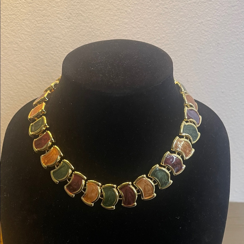 Elegant Multicolor Necklace